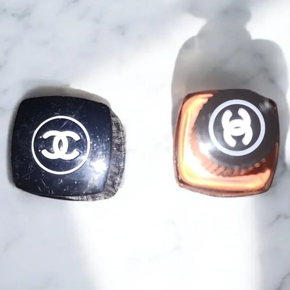 1 Authentic Channel Limited Edition Color Longwear Nail Polish Never Opened - Picture 4 of 8